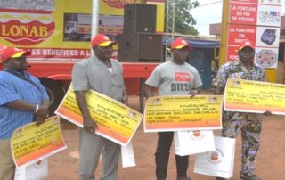 4 heureux gagnants au PMU en ligne